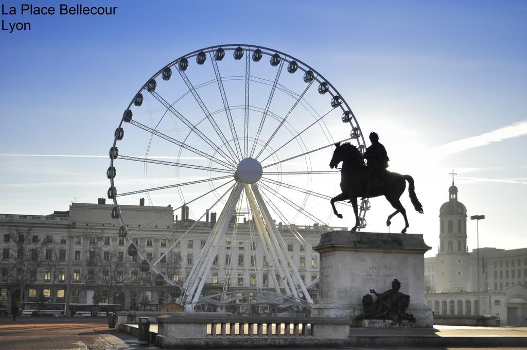 Hotel Ibis Lyon Sud Chasse Sur Rhone Esterno foto