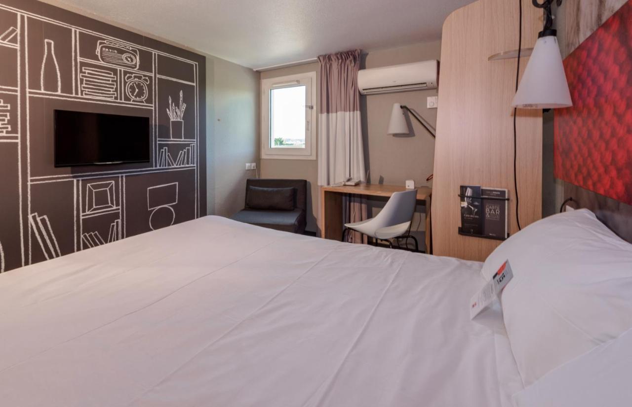 Hotel Ibis Lyon Sud Chasse Sur Rhone Esterno foto